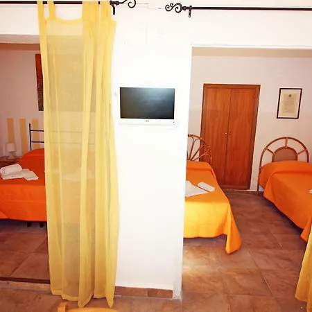 2000 Lejlighedshotel Terrasini
