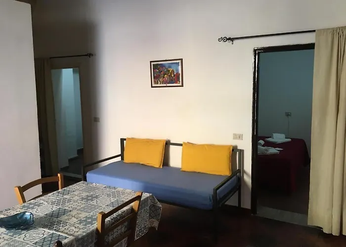 2000 Aparthotel 3*
