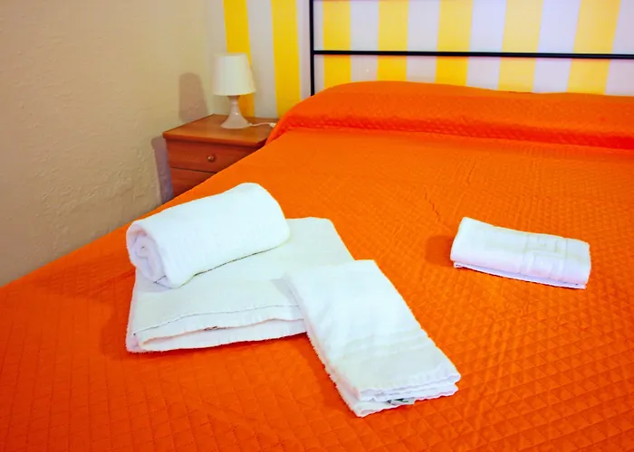Aparthotel 2000 3*