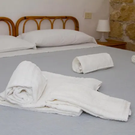 2000 Aparthotel