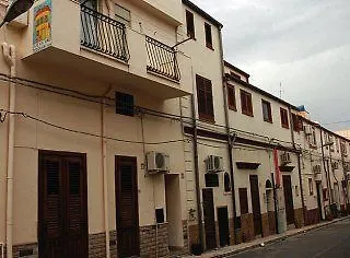 2000 Terrasini